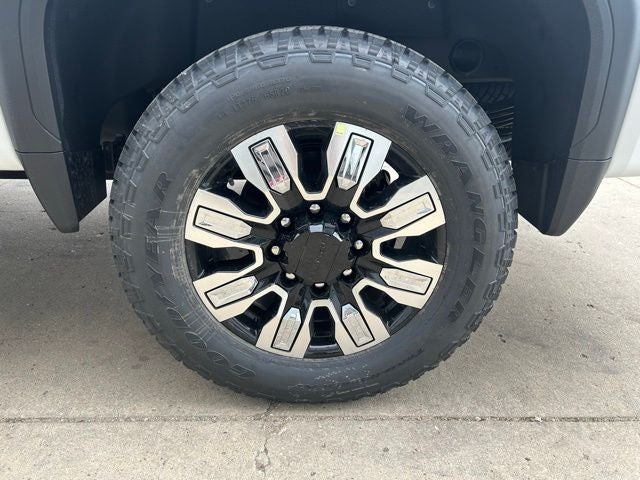 2026 GMC Sierra 2500HD Denali