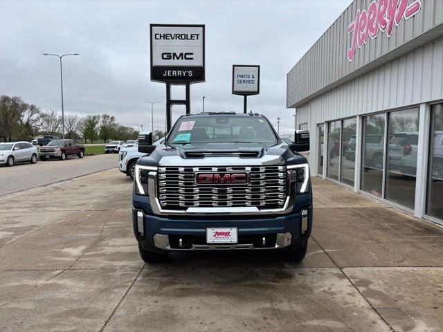2026 GMC Sierra 2500HD Denali