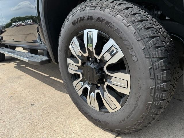 2026 GMC Sierra 2500HD Denali