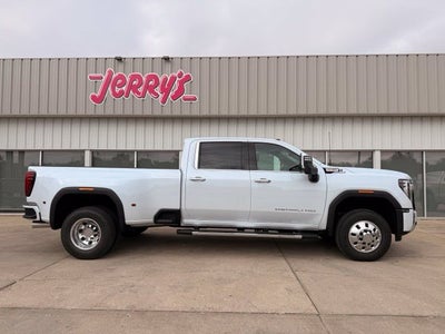 2026 GMC Sierra 3500HD Denali