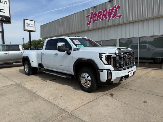 2026 GMC Sierra 3500HD Denali