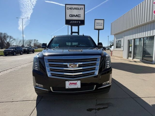 2017 Cadillac Escalade Platinum Edition