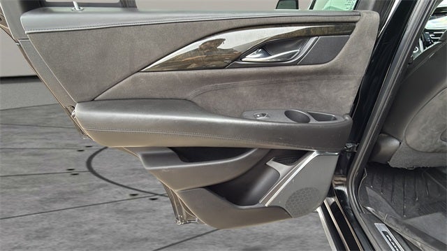 2018 Cadillac Escalade Platinum Edition