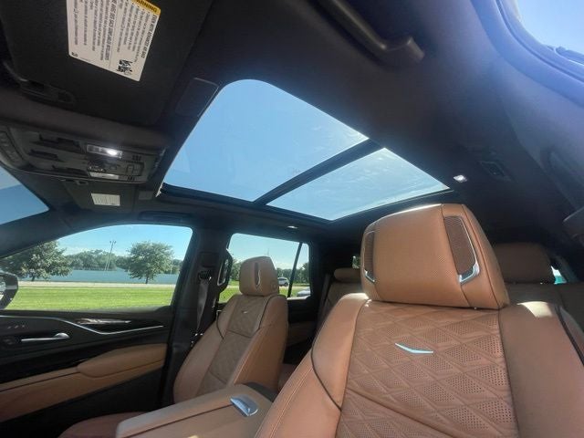2024 Cadillac Escalade Sport
