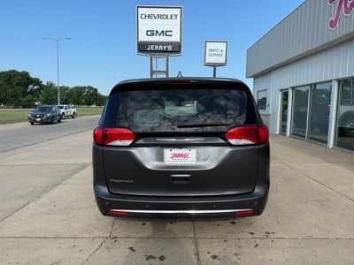 2018 Chrysler Pacifica Touring Plus