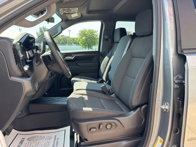 2026 Chevrolet Silverado 1500 LT LT1