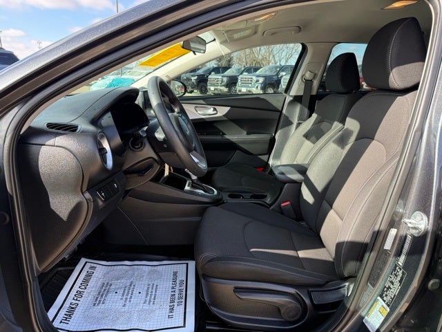 2023 Kia Forte LX