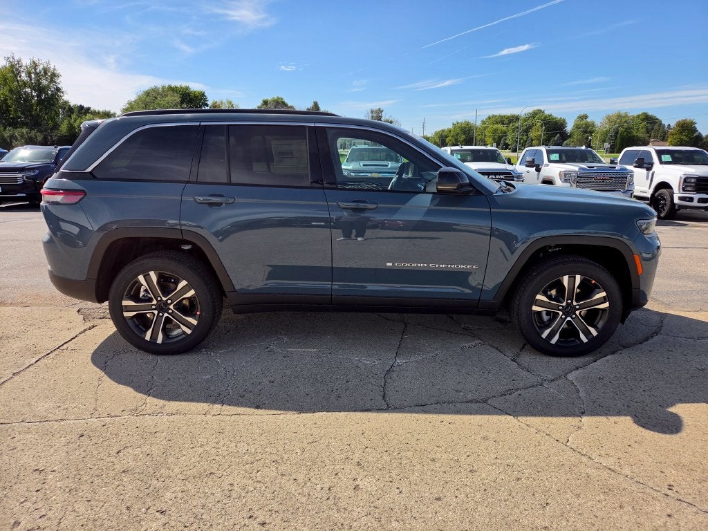 2027 Jeep Grand Cherokee Limited