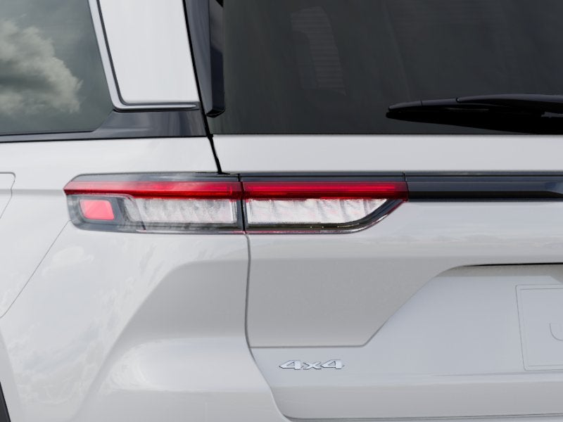 2027 Jeep Grand Cherokee Limited Reserve