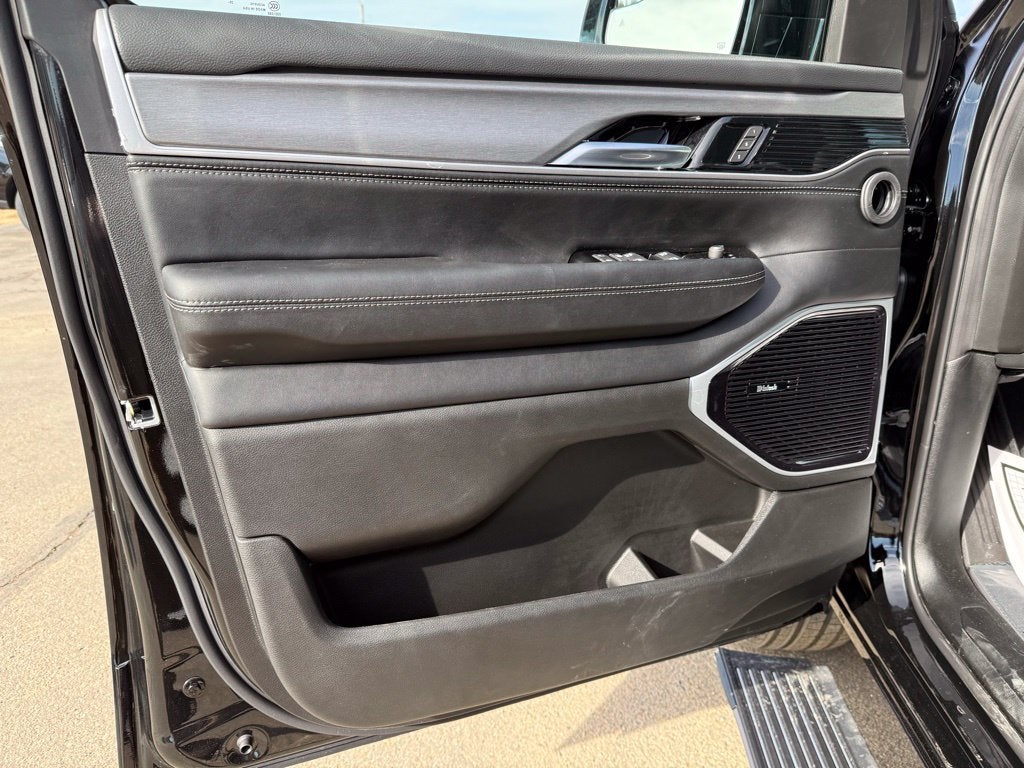 2026 Jeep Grand Wagoneer L Limited Reserve