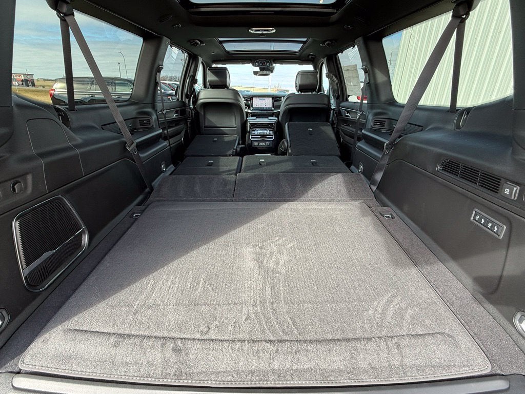 2026 Jeep Grand Wagoneer L Limited Reserve