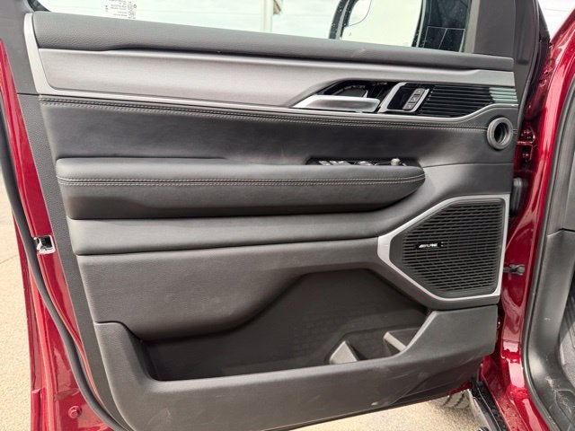 2026 Jeep Grand Wagoneer Limited Altitude