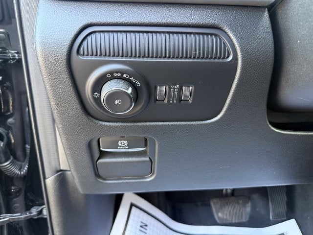 2025 Jeep Wagoneer L Base