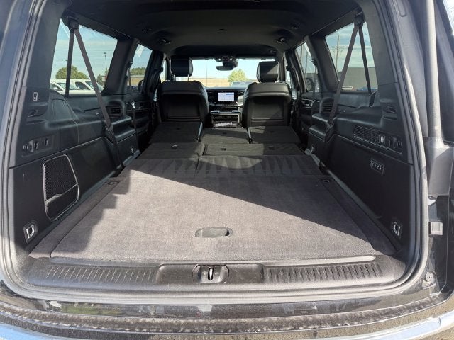 2025 Jeep Wagoneer L Base
