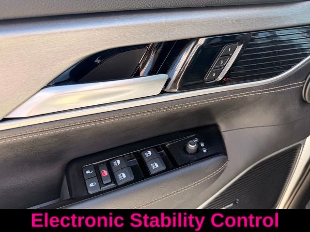 2025 Jeep Wagoneer Base