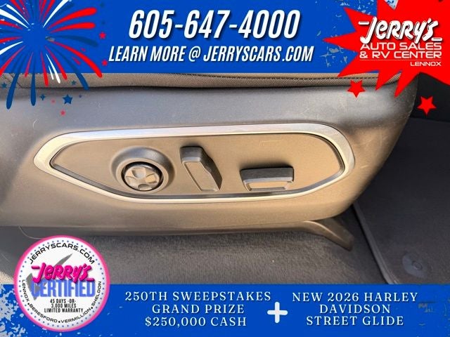 2025 Jeep Wagoneer Base
