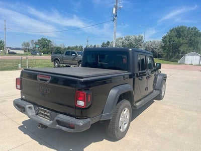 2020 Jeep Gladiator Sport