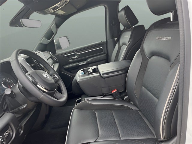 2025 RAM 1500 Laramie SHORT BOX