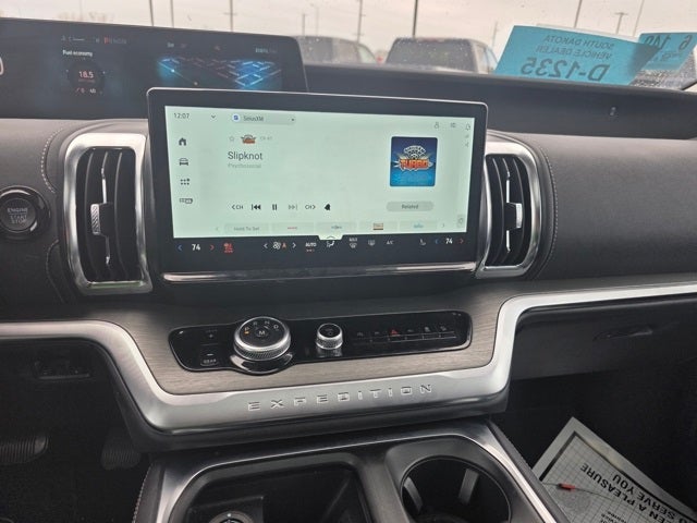 2025 Ford Expedition Platinum