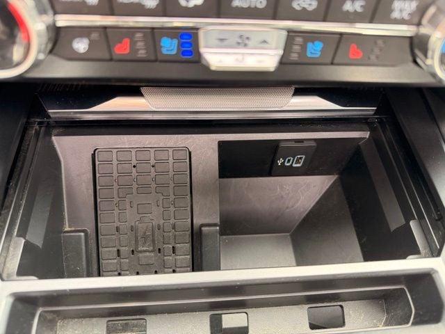 2025 Ford F-250SD Platinum 6 3/4 Ft Box