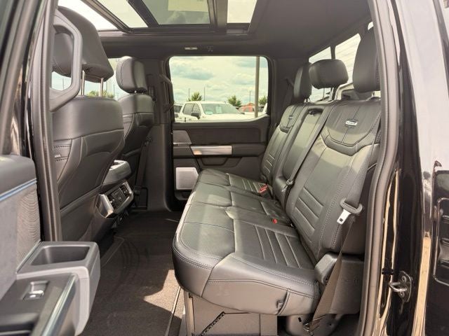 2025 Ford F-250SD Platinum 6 3/4 Ft Box