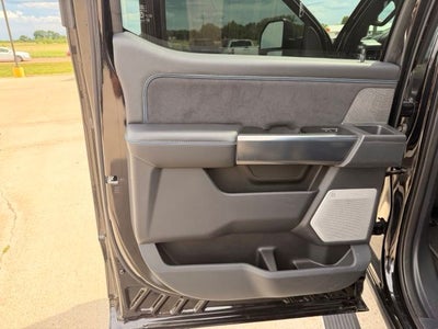 2025 Ford F-250SD Platinum 6 3/4 Ft Box