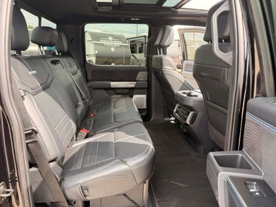 2025 Ford F-250SD Platinum 6 3/4 Ft Box