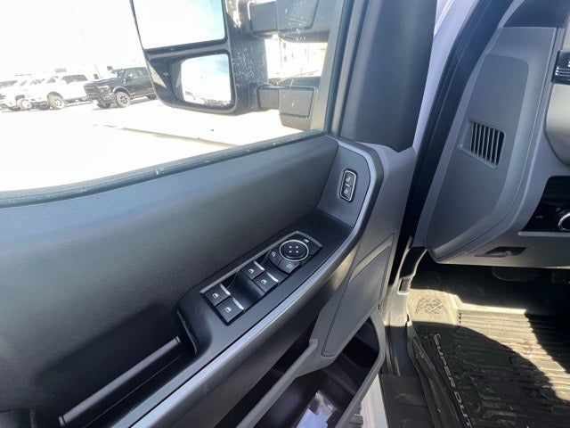 2025 Ford F-350SD XLT longbox