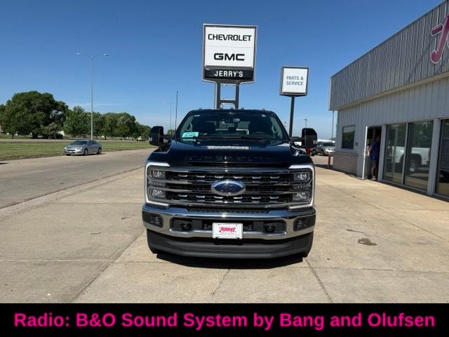 2025 Ford F-350SD Lariat