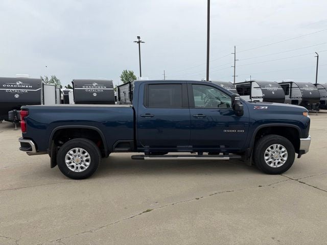 2023 Chevrolet Silverado 3500HD LT