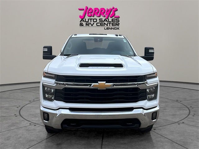 2024 Chevrolet Silverado 3500HD LT