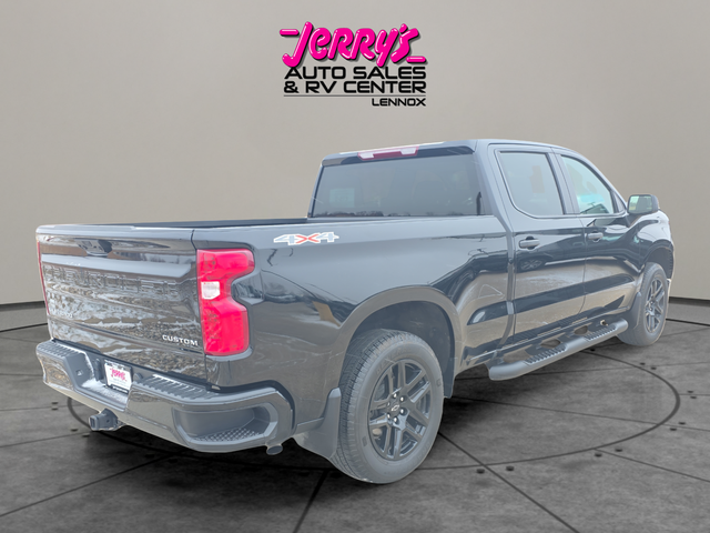 2024 Chevrolet Silverado 1500 Custom STANDARD BED