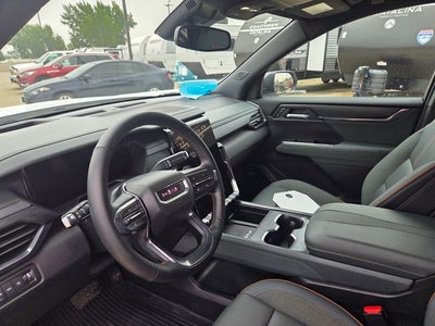 2024 GMC Acadia AT4