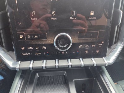 2024 GMC Acadia AT4