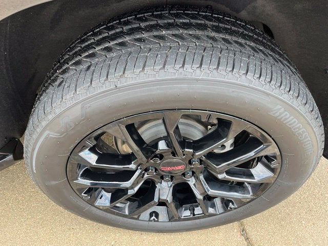 2024 GMC Yukon SLE
