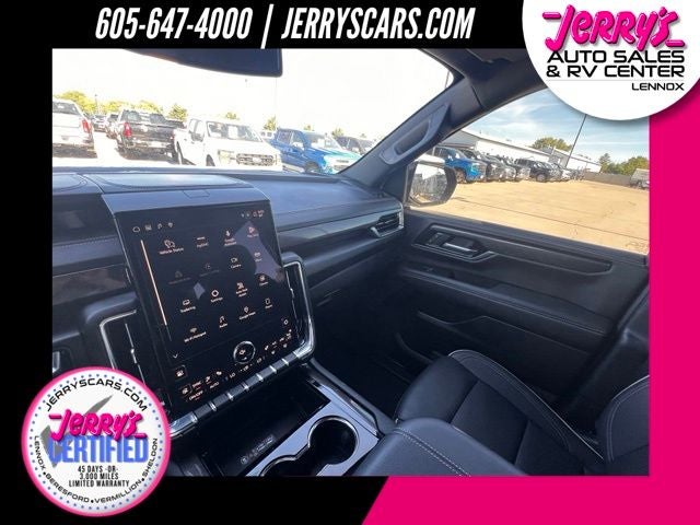 2025 GMC Yukon Elevation