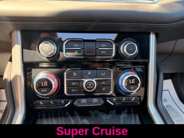 2023 GMC Yukon Denali Tech Package