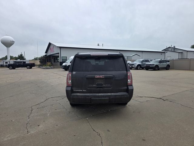 2016 GMC Yukon XL SLT