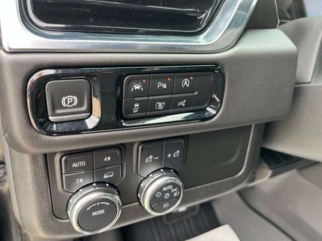 2025 GMC Yukon XL Elevation
