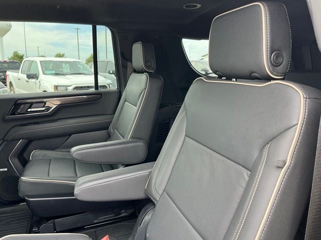 2025 GMC Yukon XL Elevation