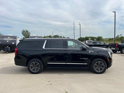 2025 GMC Yukon XL Elevation