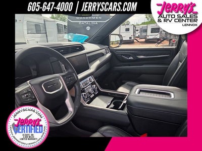 2024 GMC Yukon XL Denali Rear Media