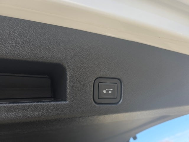 2025 Chevrolet Traverse LT 2LT