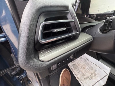 2025 Chevrolet Traverse LT 2LT