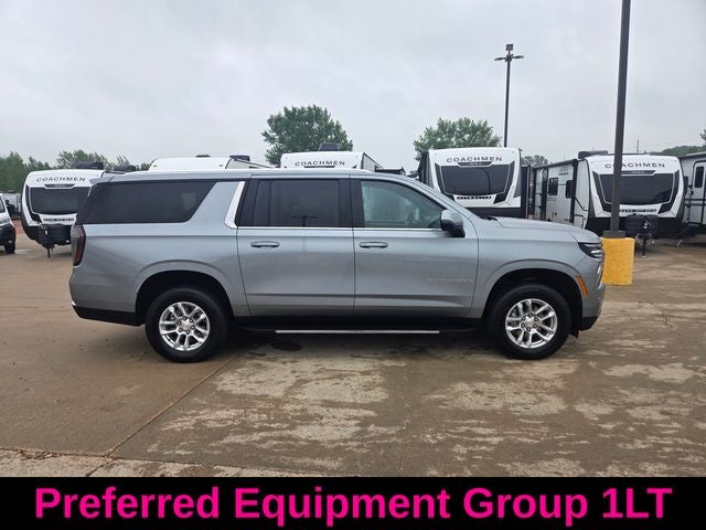 2025 Chevrolet Suburban LT
