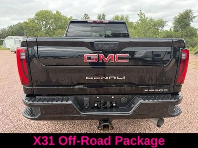 2024 GMC Sierra 2500HD Denali