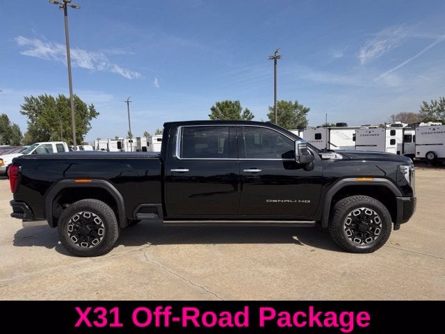 2025 GMC Sierra 2500HD Denali