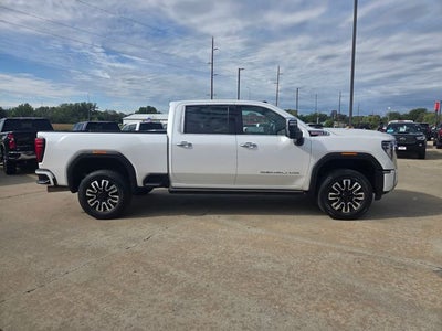 2025 GMC Sierra 3500HD Denali