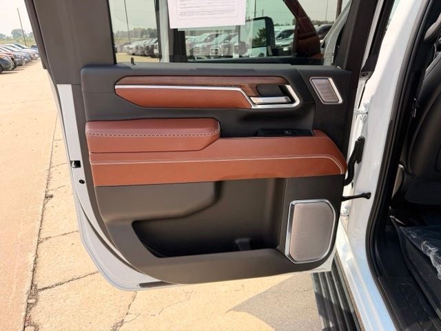2025 GMC Sierra 3500HD Denali Ultimate