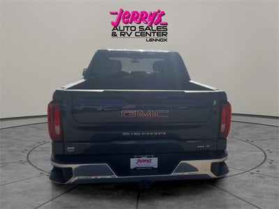 2022 GMC Sierra 1500 SLT Short Box